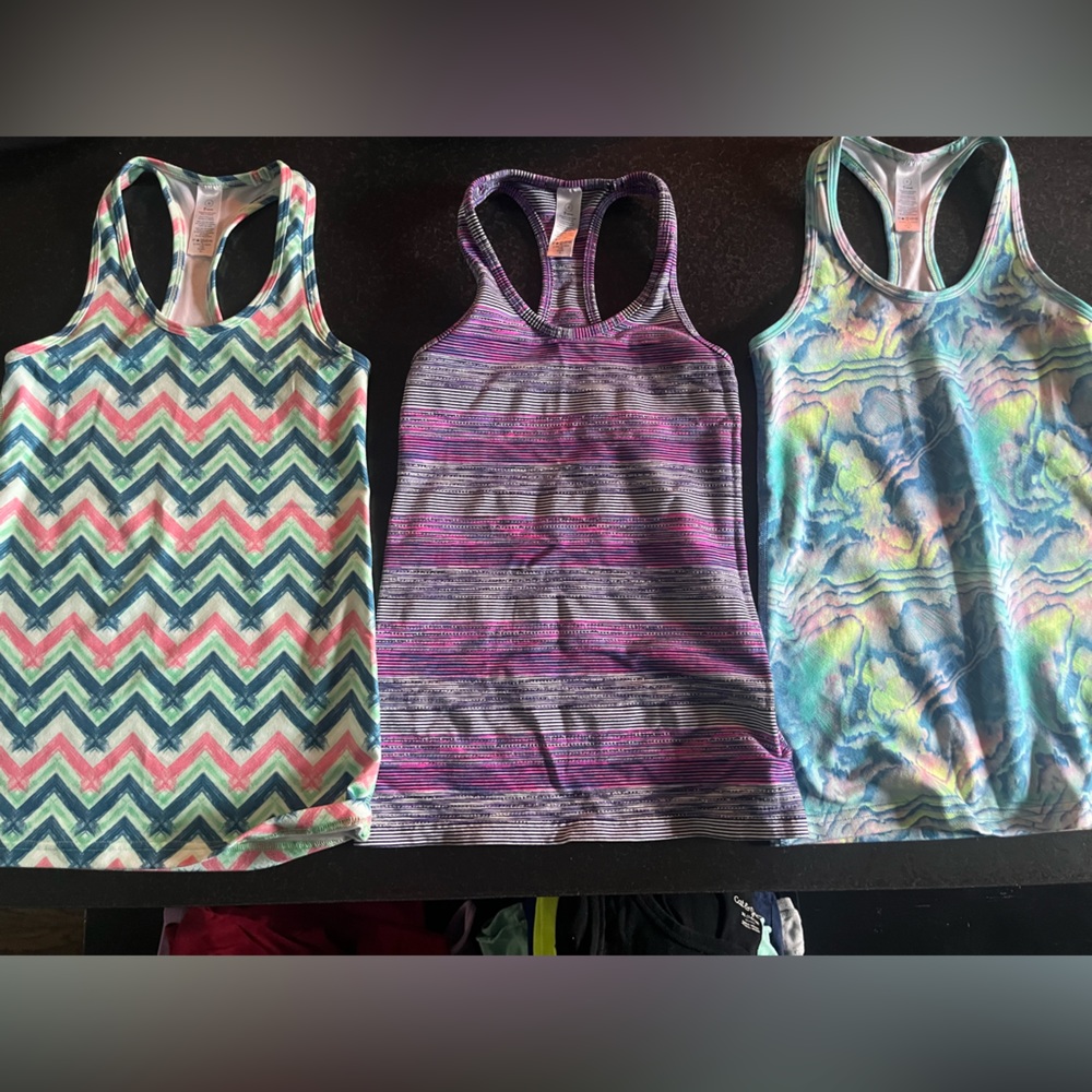 3 ivivva racerback tank tops